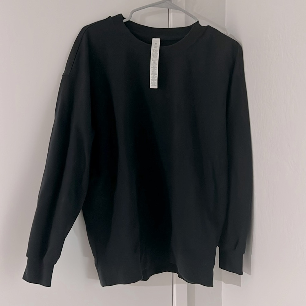 Lululemon perfectly oversized crewneck sweater black size 4